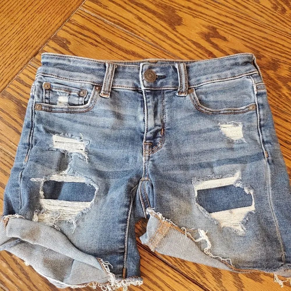 American  Eagle next level stretch midi cutoff distressed shorts sz 00